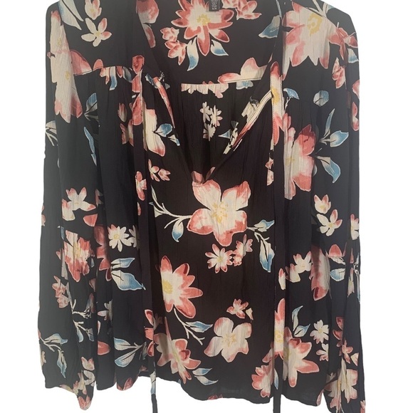 Billabong Women's Size M V Neck Tie Black Pink Floral Rayon Long Balloon Sleeve - Picture 1 of 12